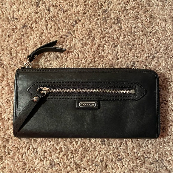 Black Leather Coach Wallet - Picture 1 of 4